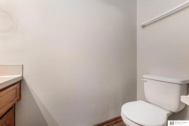 Building Photo - 1611 S 168th Ave