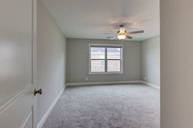 Building Photo - Custom Build in Sango.  Wow Factor