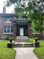 Building Photo - 1605 W Boston Blvd