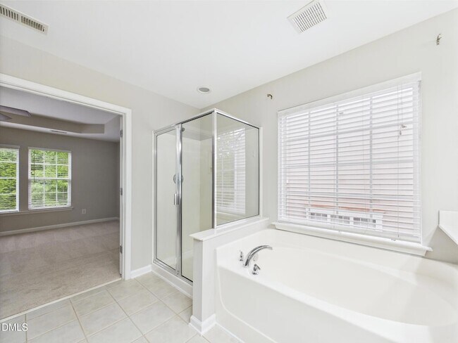 Building Photo - 12589 Honeychurch St