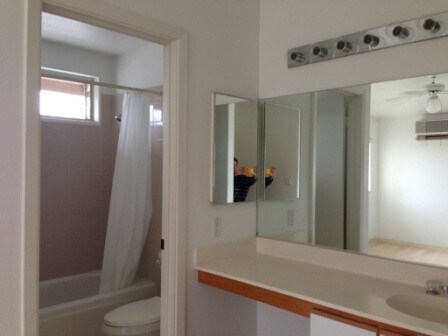 Building Photo - RENOVATED WESTLOCH FAIRWAYS HOME W/2 CAR ENCLOSED GARAGE