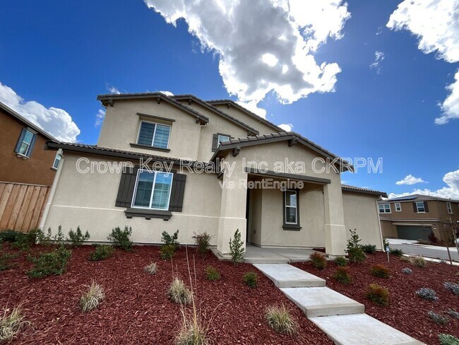 Building Photo - 7236 Diamond Ave