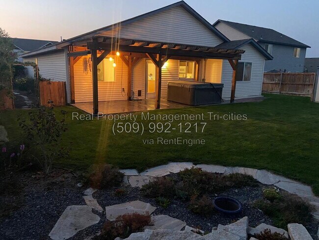 Building Photo - 5825 Sidon Ln