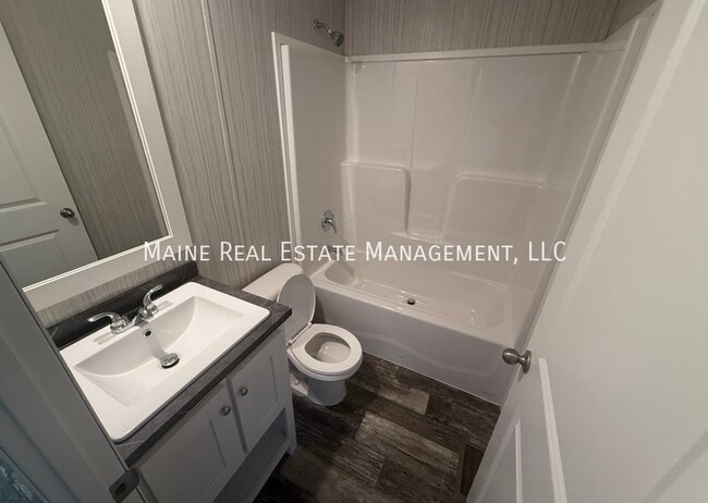 Building Photo - 438 Finson Rd