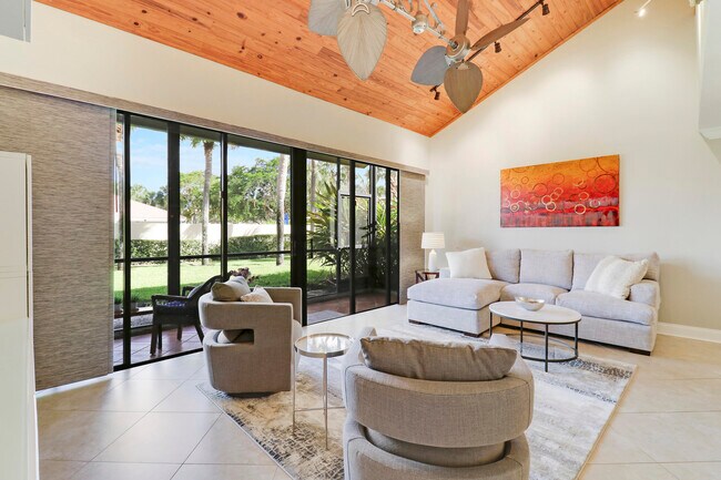 Building Photo - 204 Old Meadow Way