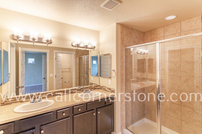 Building Photo - 1322 Antrim Loop