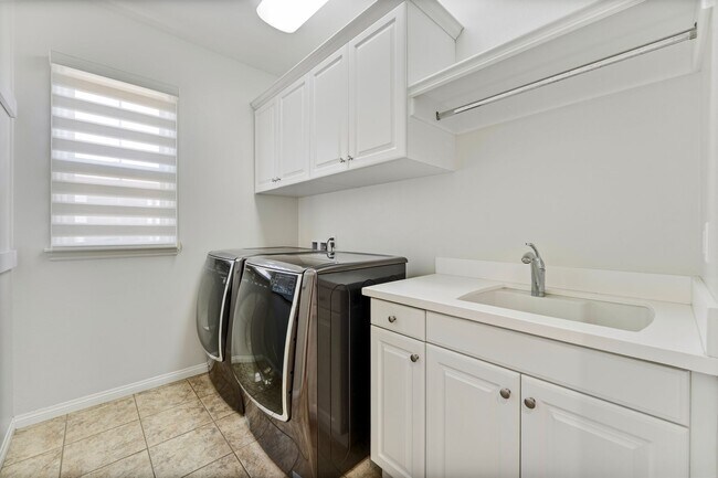 Building Photo - 59 Parkdale