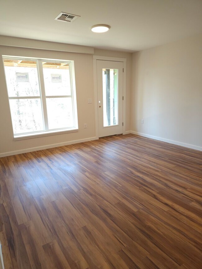 Building Photo - Village at Autumn Pond II:  New 2 Bedroom Corner Apartments with Balcony