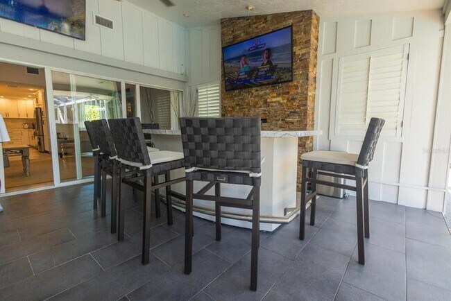 Building Photo - 331 Magellan Dr