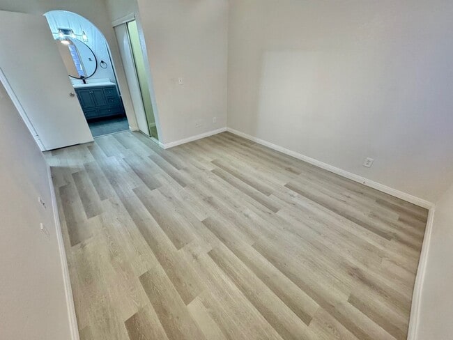 Building Photo - CHARMING WEST LAS VEGAS HOME W/ 2 BD 2 BR IN 2ND STORY CONDO