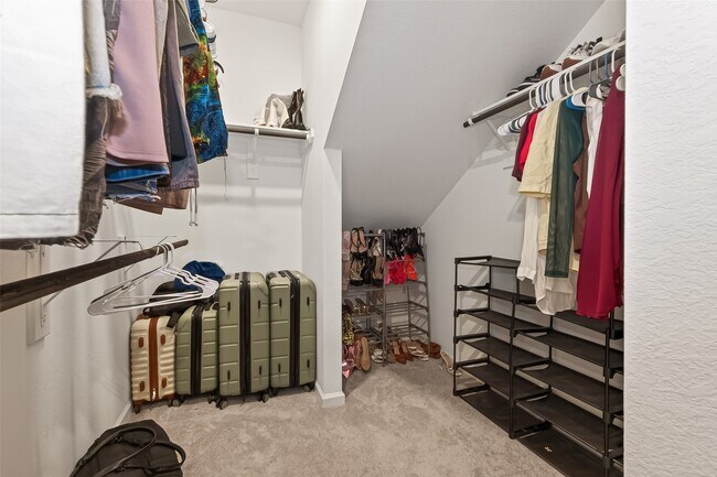 Building Photo - 27118 Angel Creek Ln