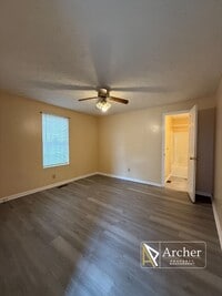 Building Photo - 98 Dougherty St