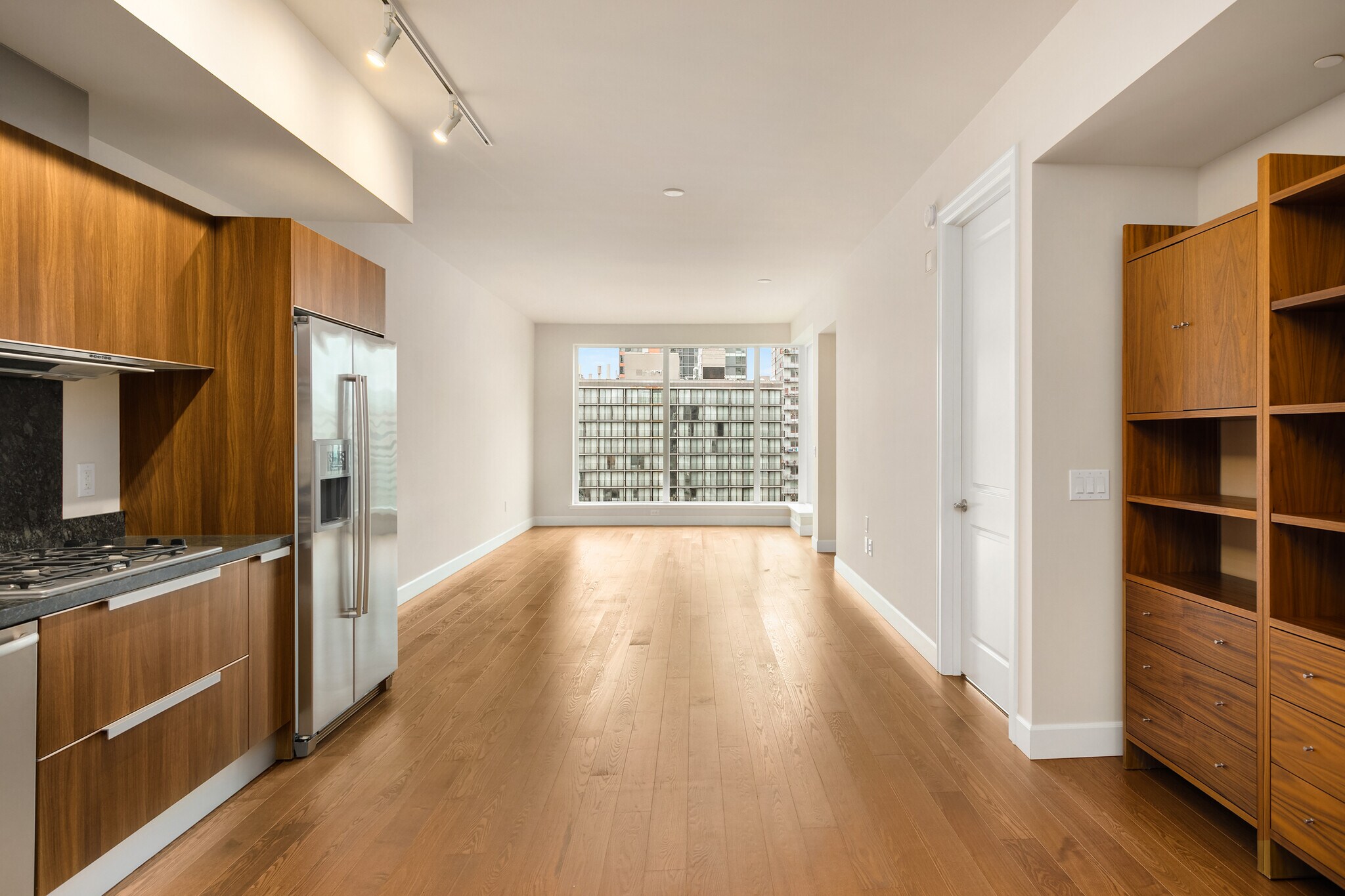 Building Photo - 1920 4th Ave