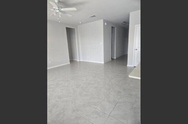 Building Photo - 17633 Shafer Dr