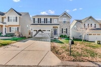 Building Photo - 2704 Orleans Dr