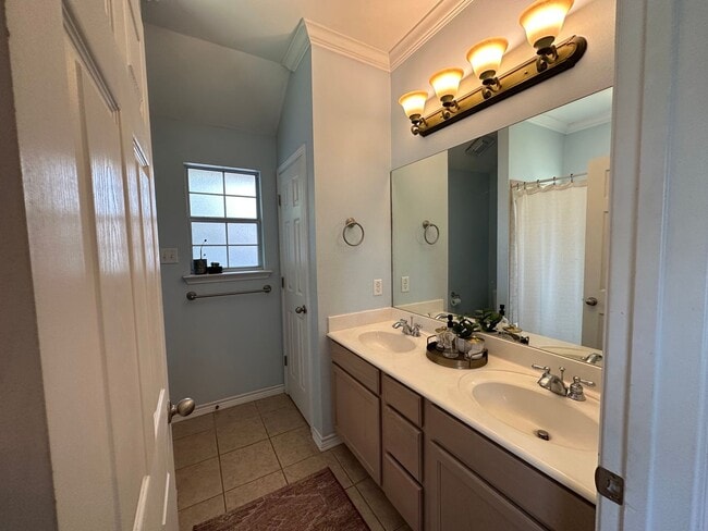 Building Photo - 3 BEDROOM, BELTON ISD