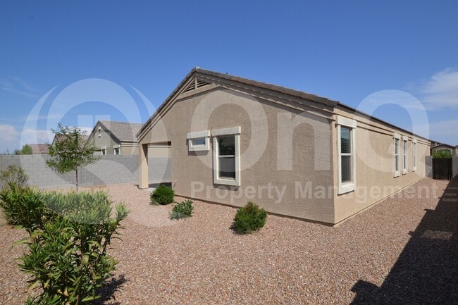 Building Photo - 2386 E San Lorenzo Trail