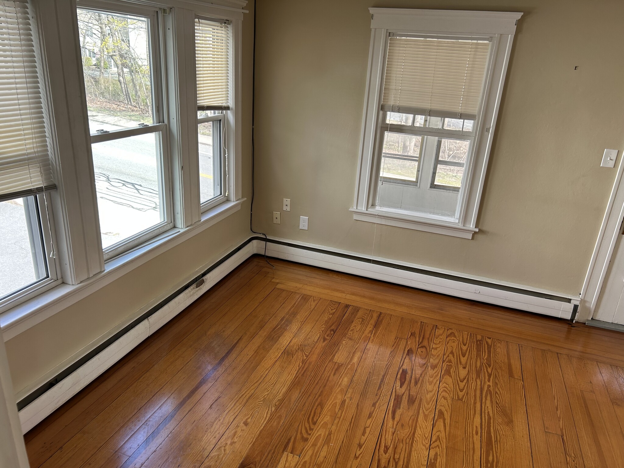 Building Photo - 58B Manville Hill Rd