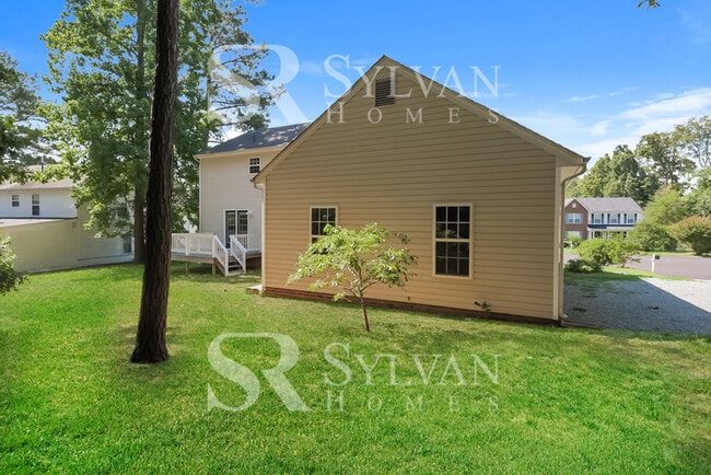 Building Photo - The Lifestyle You Deserve.