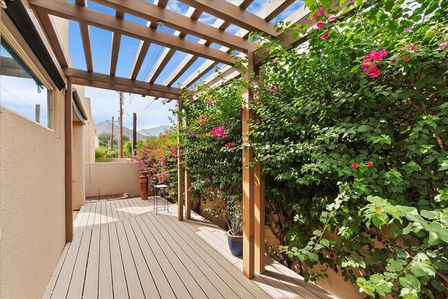 Building Photo - 51315 Cll Kalima