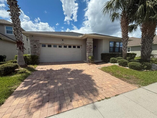 Building Photo - 2524 Fontaine Dr