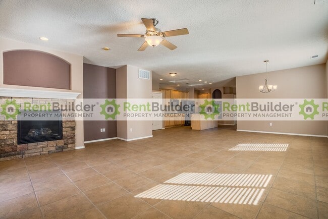 Building Photo - 1027 Desert Willow Ct