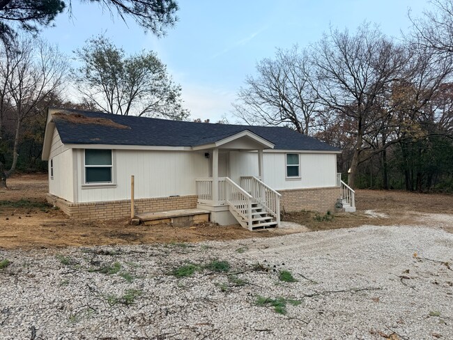 Primary Photo - 3513 W 39th St