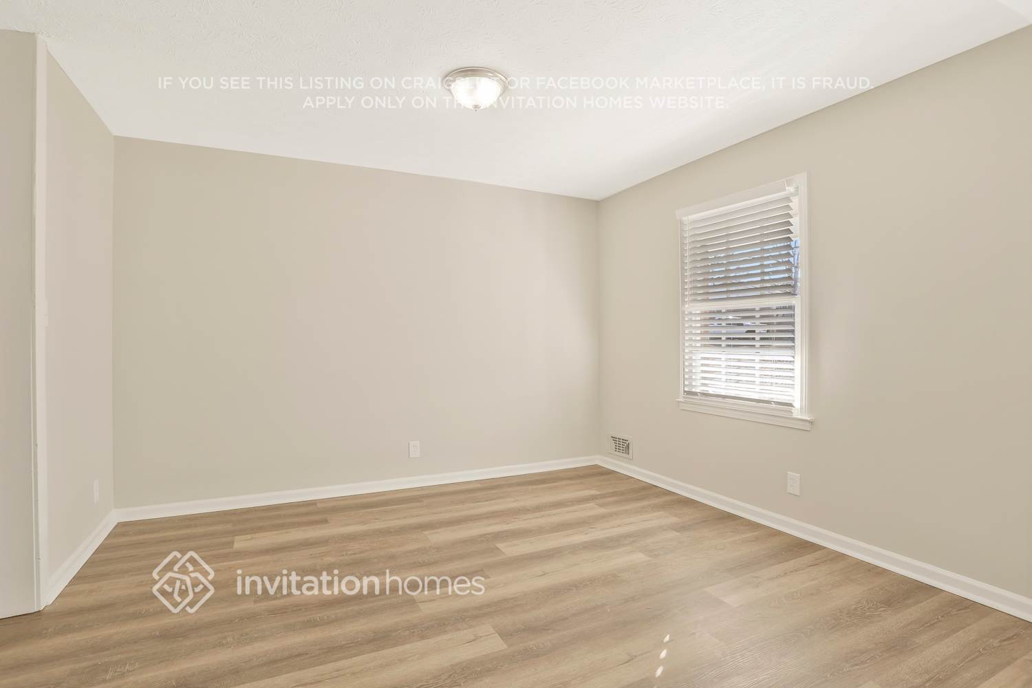 Building Photo - 2400 Lansdowne Ct NW