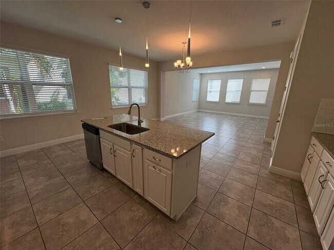 Building Photo - 15833 Marina Bay Dr