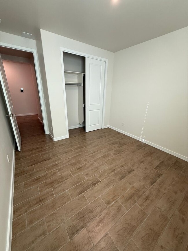 Building Photo - 5008 Sand Strm Rd