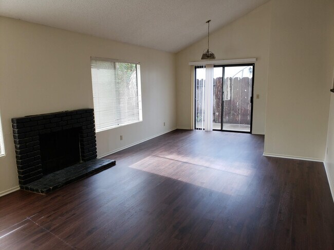 Building Photo - 1335 CAVALIER