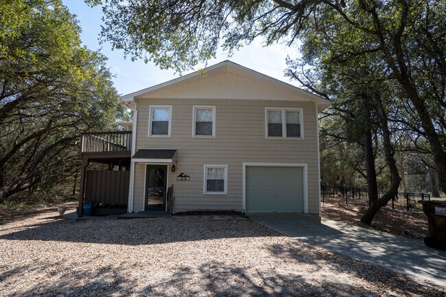 Primary Photo - 23 11th Ave