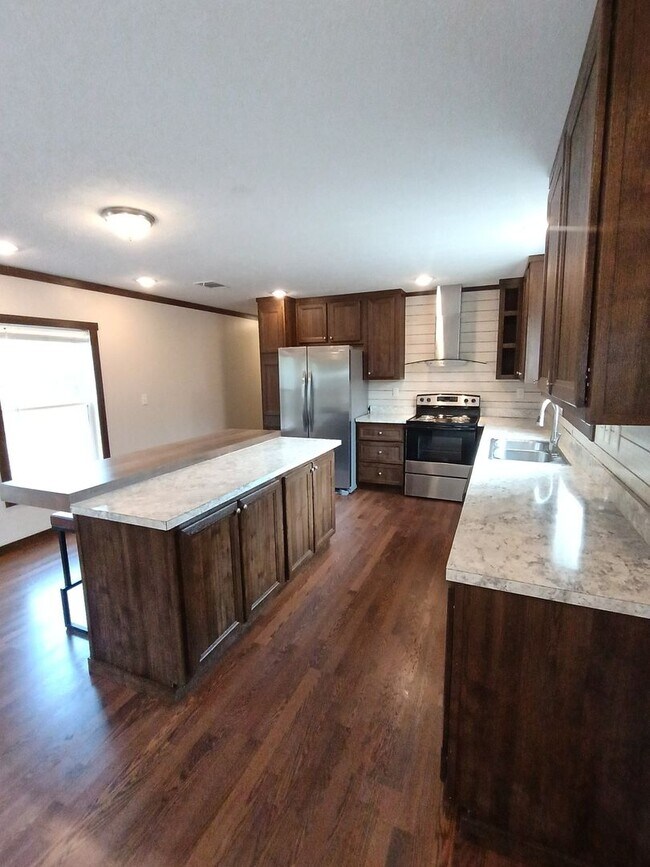 Building Photo - Private 3BR House in Dorchester