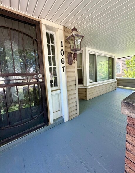 Building Photo - 1067 Rushleigh Rd