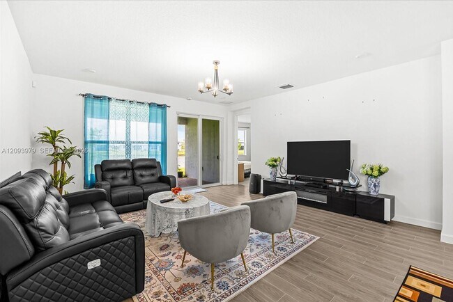 Building Photo - 8996 Remy Ln