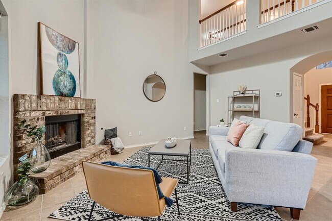 Building Photo - 1813 Paseo Verde Dr