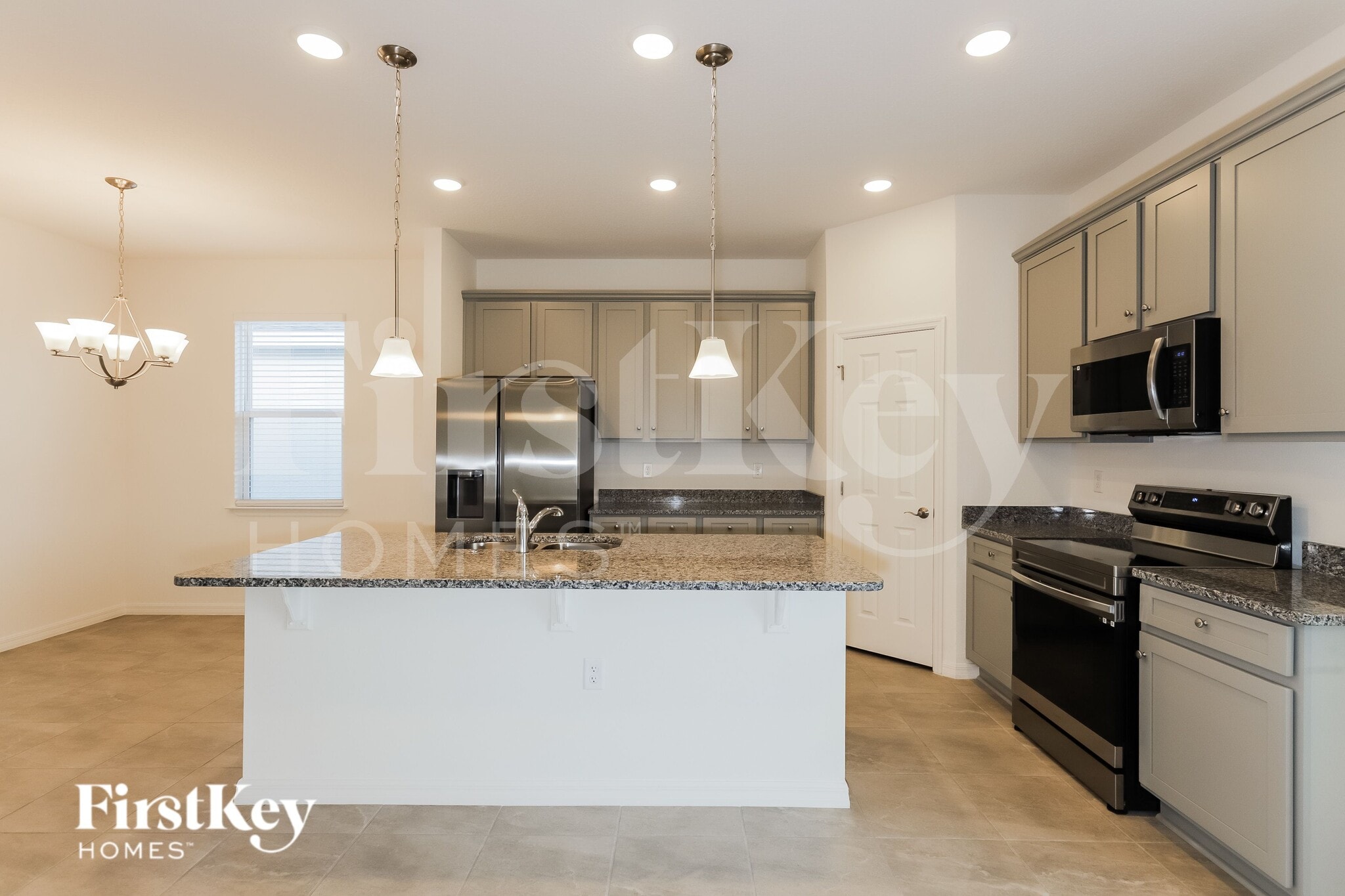 Building Photo - 620 Crown Rose Dr