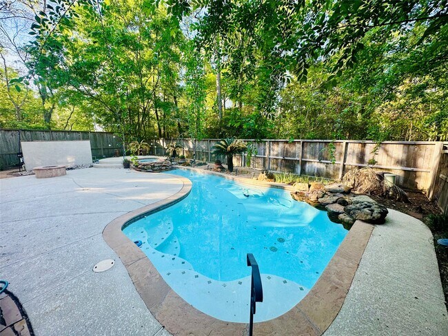 Building Photo - 3 W Greenhill Terrace Pl