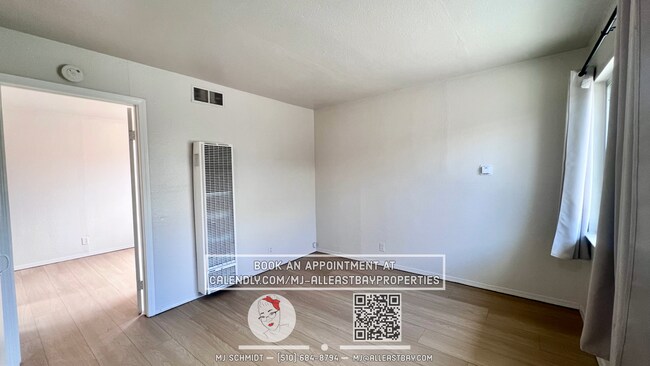 Building Photo - Cozy 1-bdrm, 1-bath in gated complex, incl...