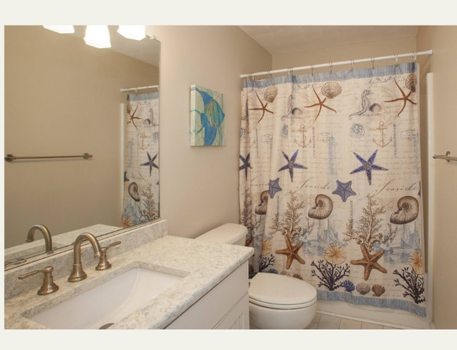 Building Photo - 3109 Sandfiddler Rd