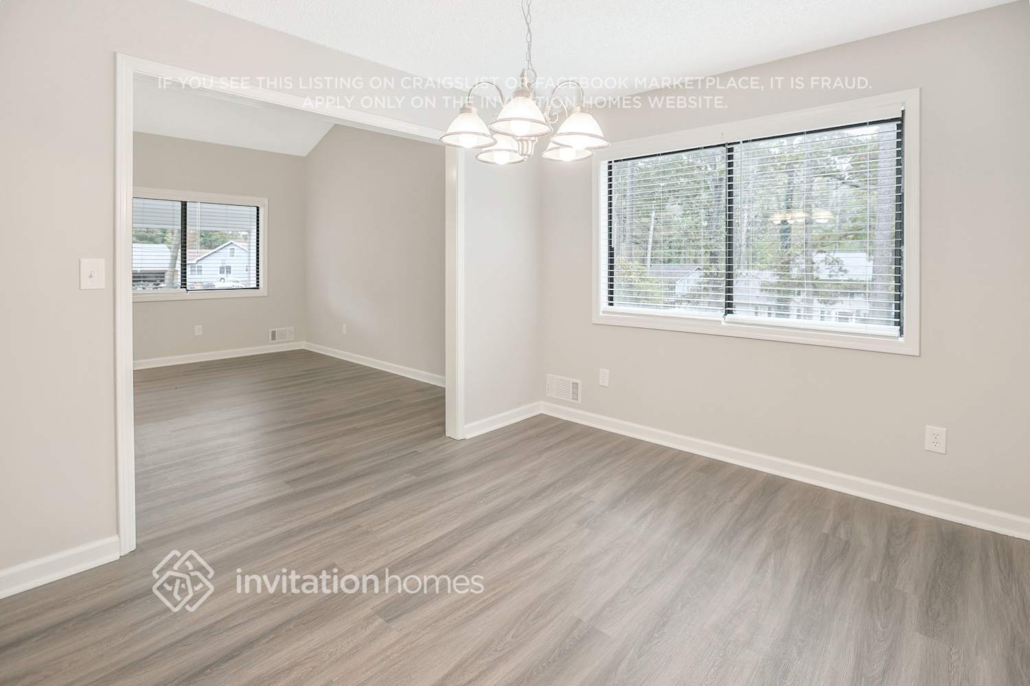 Building Photo - 2463 Rockwood Way SW