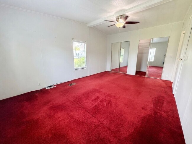 Building Photo - 2140 Pebble Beach Blvd