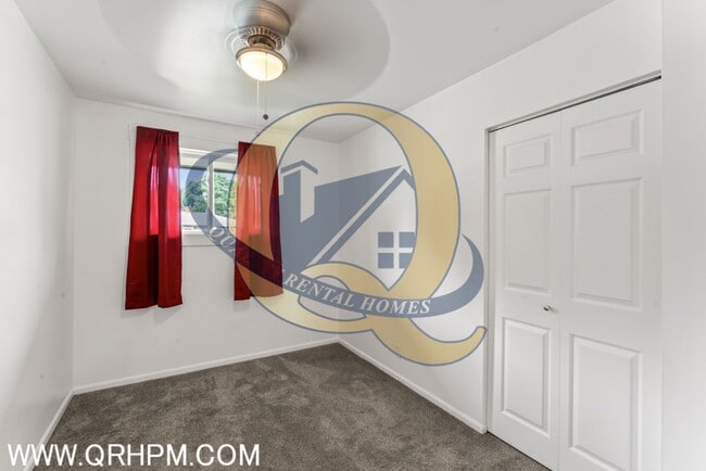 Building Photo - AVAILABLE NOW! SWARTZ CREEK SCHOOLS