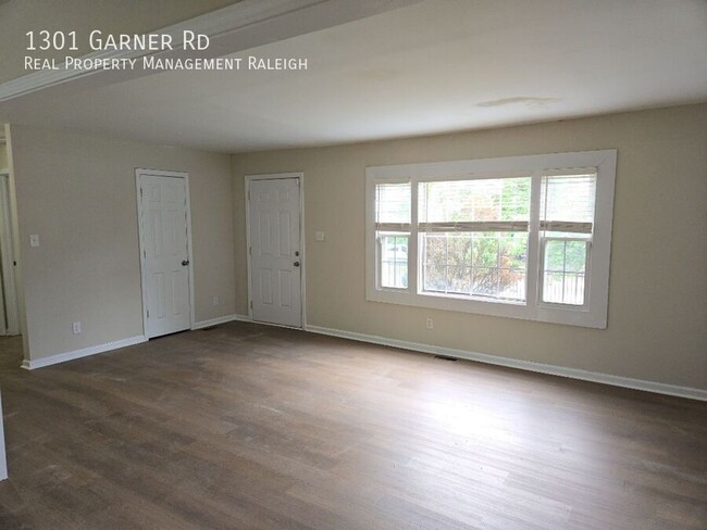Building Photo - 1301 Garner Rd