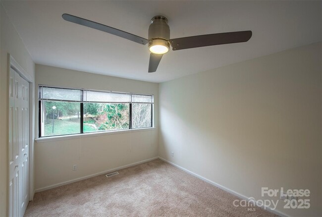 Building Photo - 7930 Charter Oak Ln