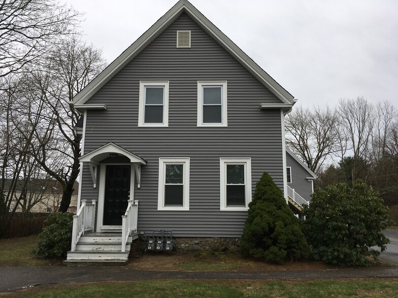 Building Photo - 39 Walnut St