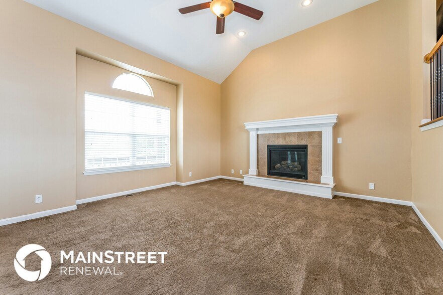 Building Photo - 1606 Fairway Ct