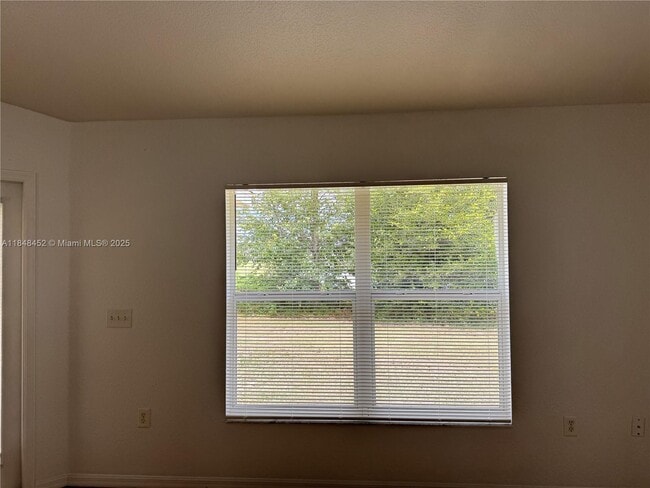 Building Photo - 13755 SW 48th Ct