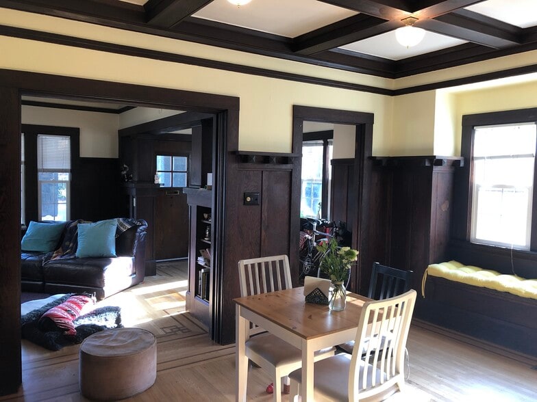 Building Photo - 3042 Halcyon Ct