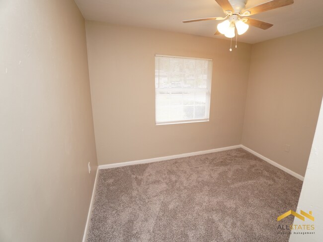Building Photo - 2808 Southwood Dr